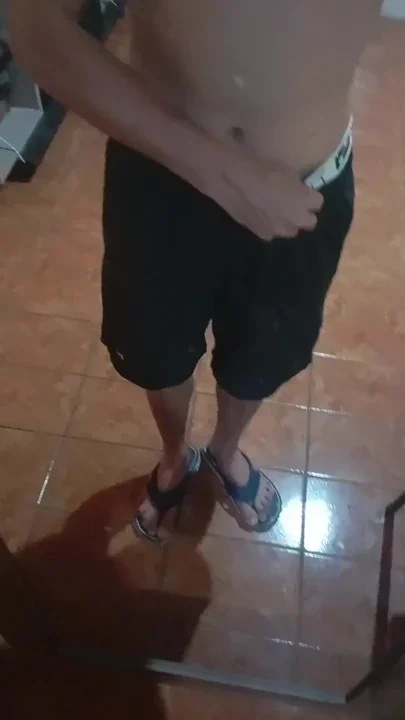 gym shorts Clip 1