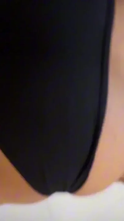Big Ass Naked Maid Stuck Under Bed Front Of Boss Because she want anal fuck from