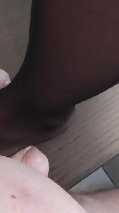 Nylon Feet CBT