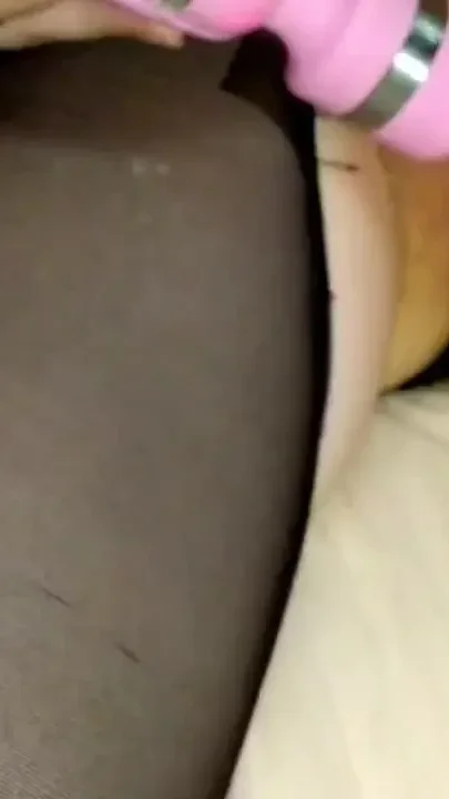 orgasm with dildo