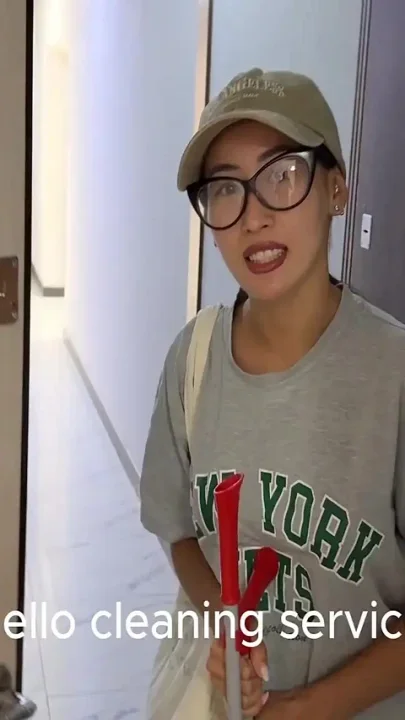 Hired a Maid to Clean the Apartment but in the End He Fucked Her