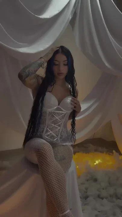 Do you like the sensuality and richness of my body come and see me live so you
