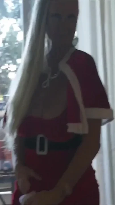 Cum in Mouth 69 Pussy Licking & Blowjobs & Fucking in Sexy Santa Outfit