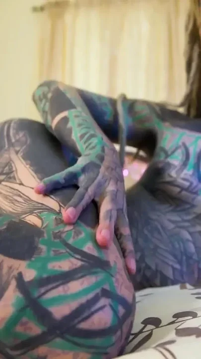 Tattoo Girl Masturbating Fingering Her Pussy and Ass
