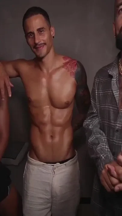 Sexy Msucle Latino Yuri Diaz Fucks Muscle Ass Bareback Hardcore