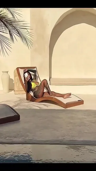 Asian Tattooed Dominatrix Fucked by the Ice Cream in Her Tight Pussy