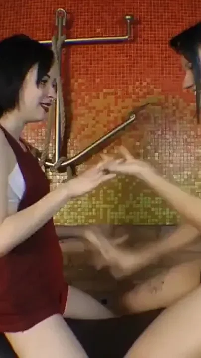 Face Sitting Lesbian Air Fight Best Position