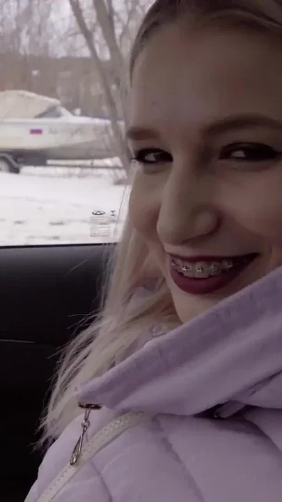 No money to pay for the taxi ride No problem Pay in kind Clip 1