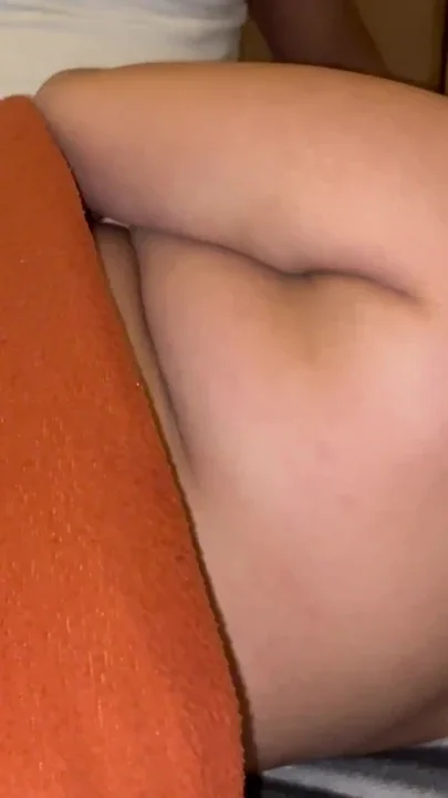 The wholesome massage with creamy cream Clip 3