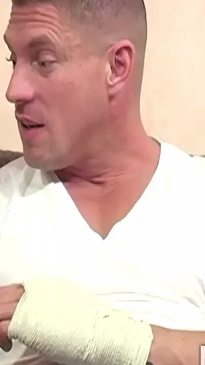Claudia Rossi Reminds The M en She Fucks That They Are Lucky