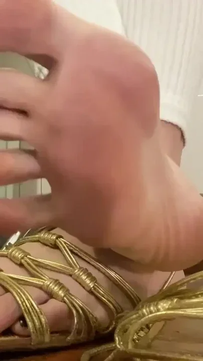 Big Toe Wiggling in Flat Sandals Clip 1