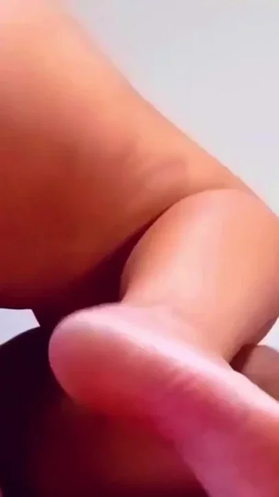 CREAMPIE NO CONDOM CUM DRIPPING FROM PUSSY AFTER MY NEIGHBOR CAME INSIDE HER PUSSY Clip 1