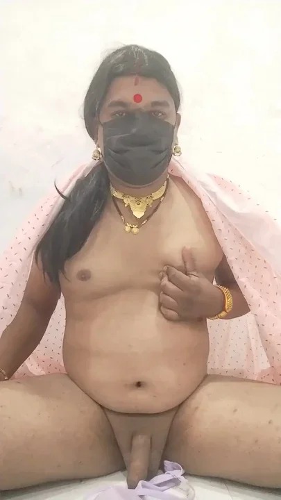 Dressed as a ladyboy wore his stepmother's saree and broke his cock Clip 1