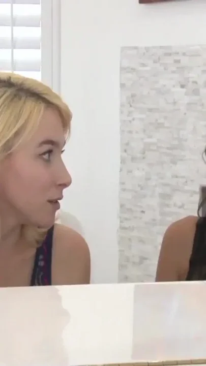 Hot college coed lesbians