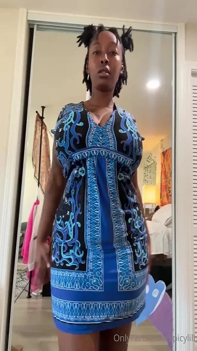 Chubby Ebony in Dress Showing Her Big Tits & Ass