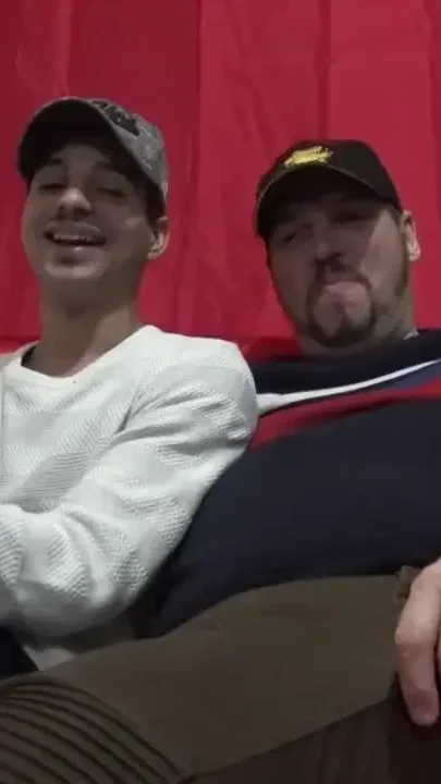 Sam fucked bareback by sexy bear dominant
