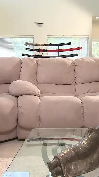 Venice Makes Out With Her Boyfriend Before Drooling on His Thick Dick