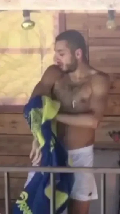 Straigth Arab bear show his huge cokc in exhib outdoor
