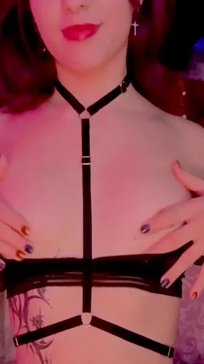 Naked Witch Casts a Naughty Spell