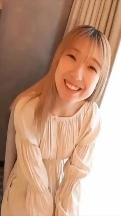 Asian Angel 28120