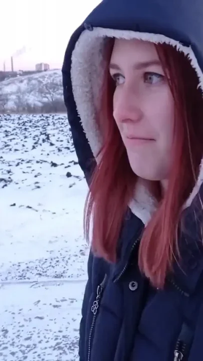 Outdoor sex in winter - Guy fuck me hard