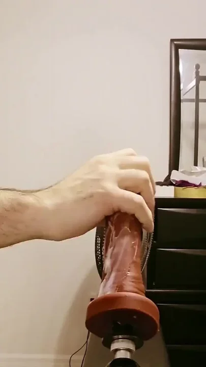 Grunting Orgasms on Fucking Machine