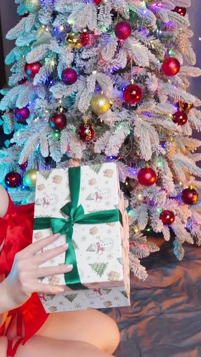 Stuck Under Christmas Tree Pink Stepsis Oops Creampie Again