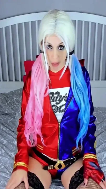 Harley Quinn Te Pone a Mil