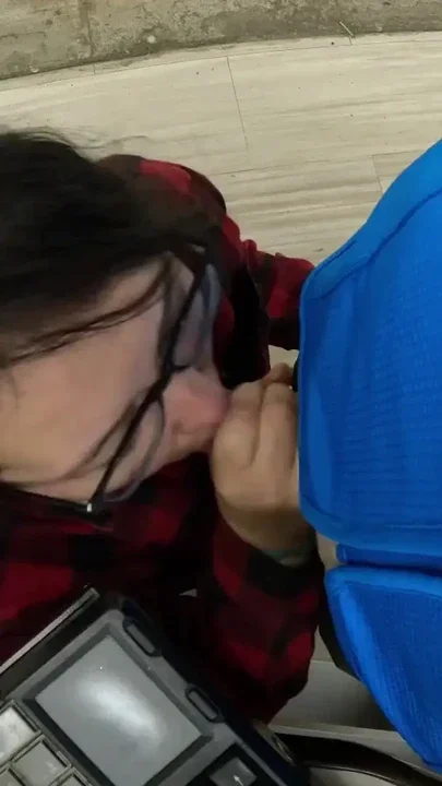 blowing him on the clock better not moan Clip 3