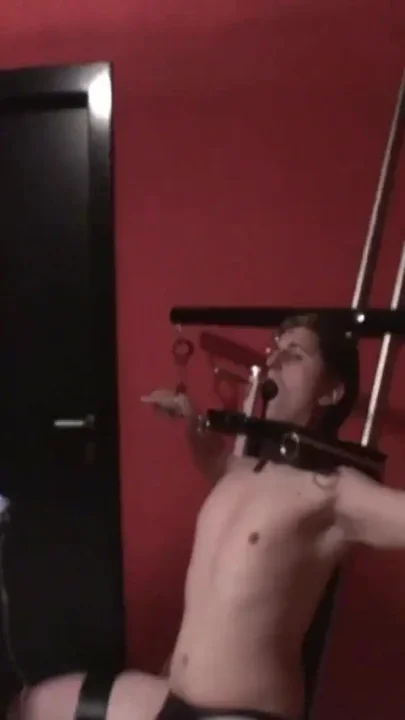 Electric stimulation for the slave