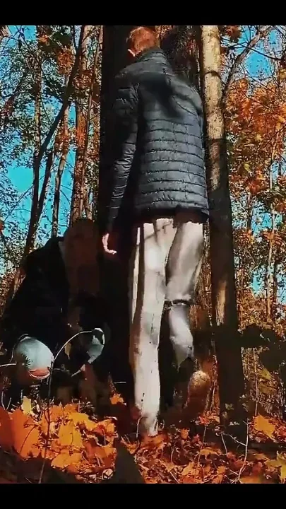 Fucked a Beauty with a Big Ass in the Forest While Walking