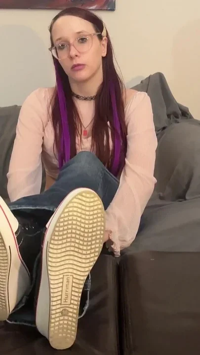 Feet on Table 10 Minutes Custom