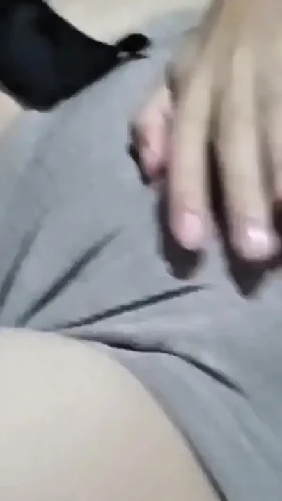 Porn Actress Yulieth Gmez Shows off Her Delicious Pussy