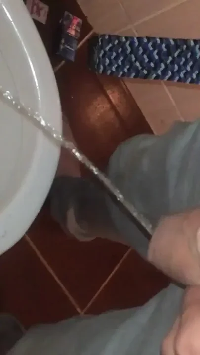 Fucking twink pissed himself and let him fuck his asshole to cum