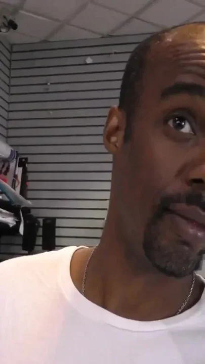 Skylar Madison sucks everyone who has black cock