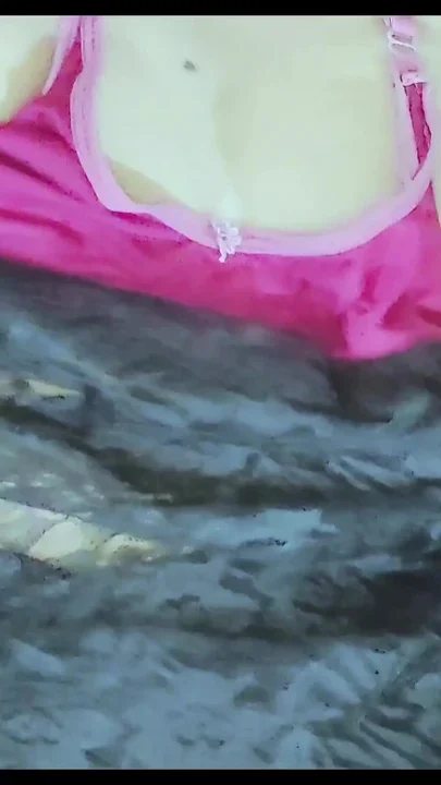 Desi Aunty Sex with neighbour boy while nobody at home Clip 2