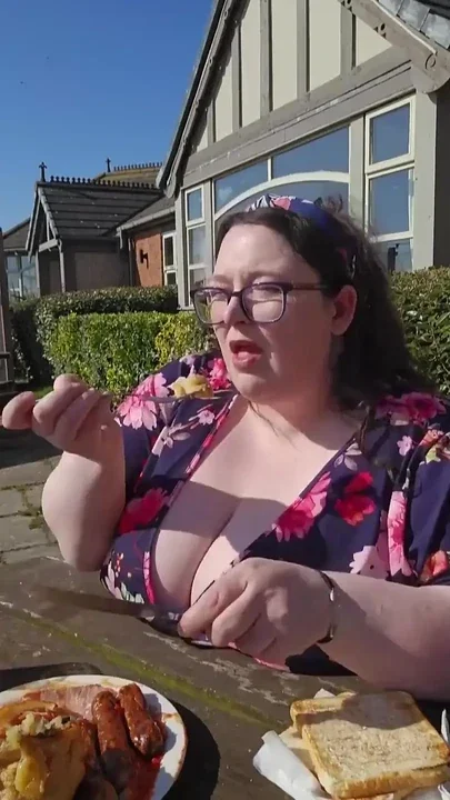 SSBBW Goddess Summertime Date