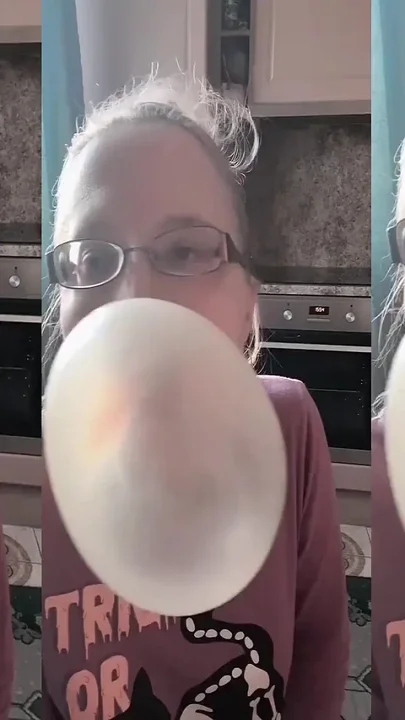 Asmr Huge Bubble Gum Sound Effects Listen in Headphones