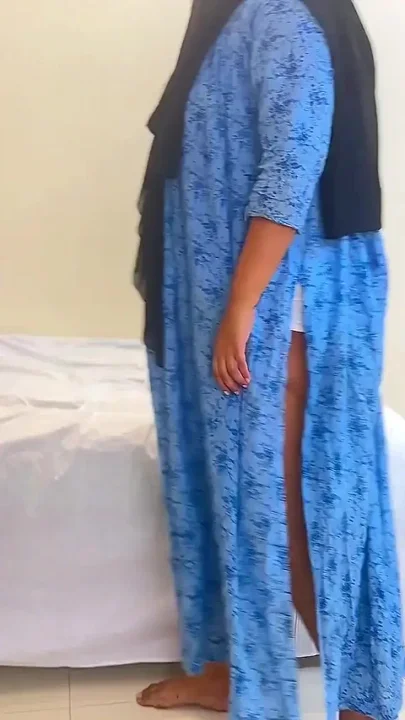 Man Enters Housewife S Room & Tries to Tie Her but Hot Housewife Caught Him &