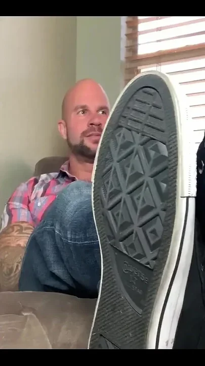 i Make You Beg to Smell and Lick My Feet