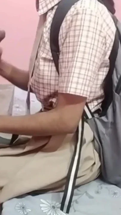 Indian college girl's penis sucked a lot and then pressed her breasts desi girl