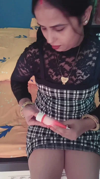 Step Brother Did Hardcore Fuck Seeing Step Sister-in-law Alone in the Room
