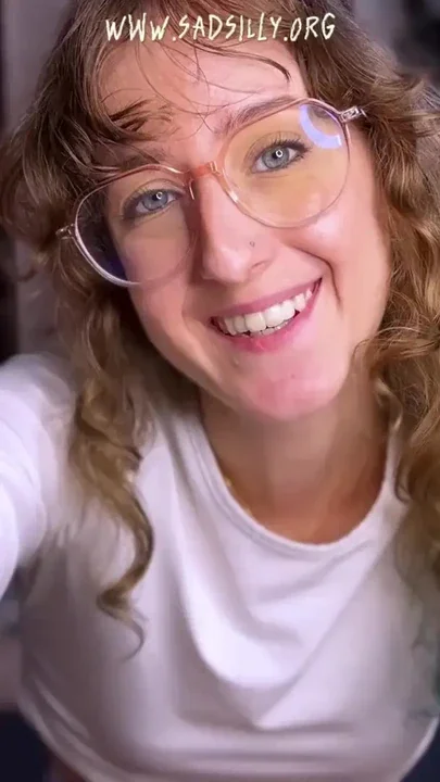 JOI - Your Fitness Coach is passionate about your dick - French geek girl - ENG SUB Clip 1