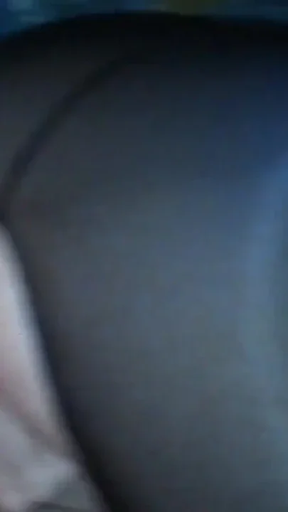 Morning fun with multiple sex toys Clip 1