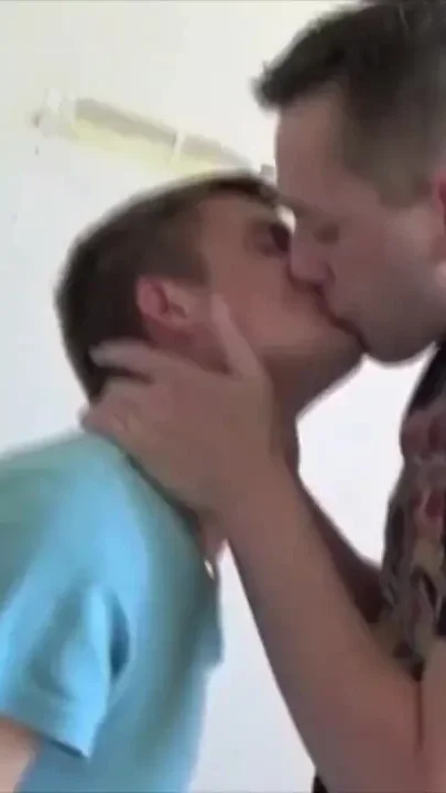Sexttape with Tinbo and Greg fucking bareabck
