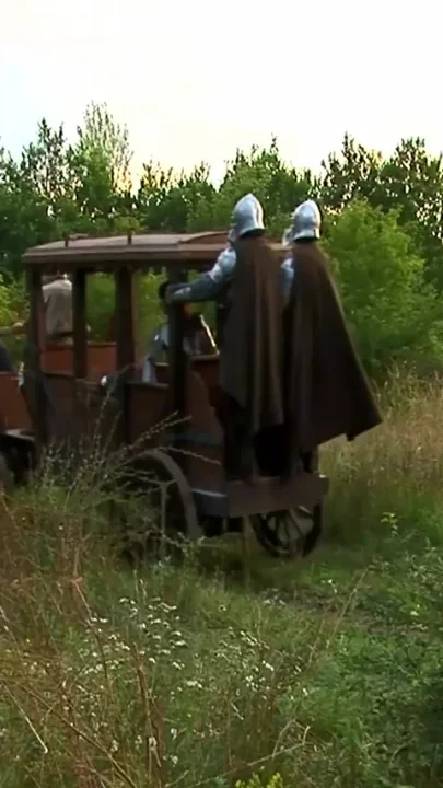 Costume fuckers - 3some knights