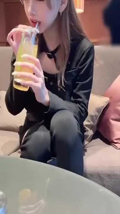 Asian Angel 28317