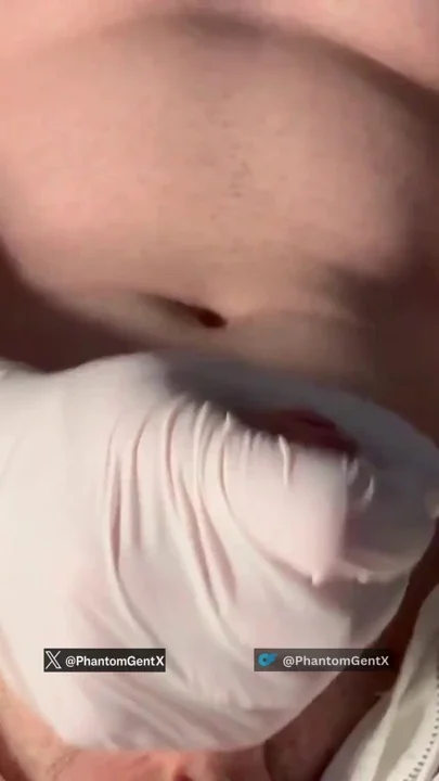Precum lubricates the glans - PhantomGentX