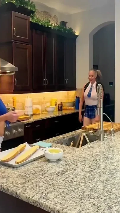 Nina Nite Gets a Lesson in How to Get an 