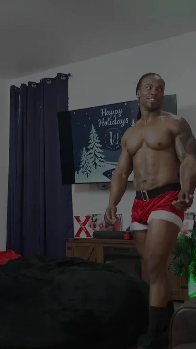 Ebony Couple Holiday Surprise Tree Goes up My Legs Open